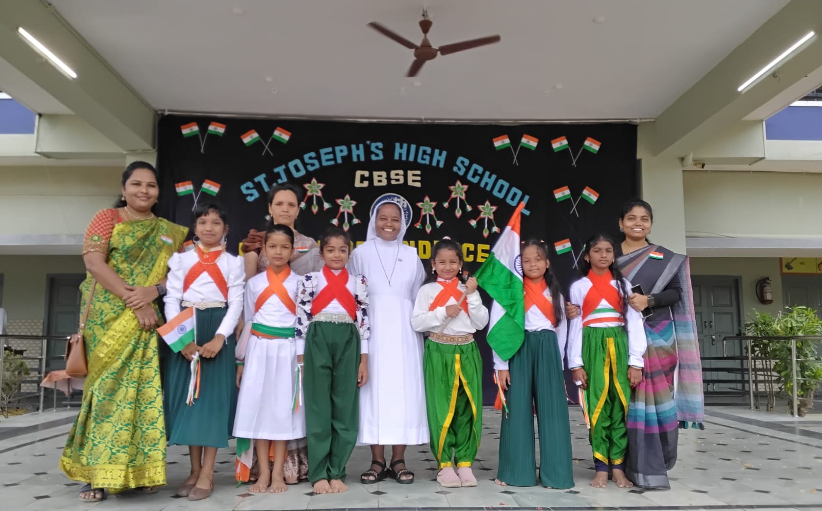 admin/about_picture/